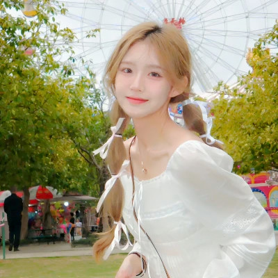 精选女生头像图片