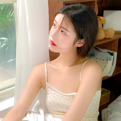 新颖女生微信头像图片