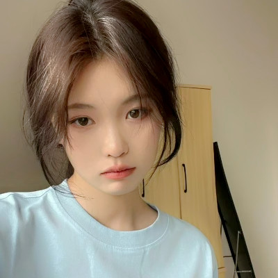 女生QQ头像潮流新选