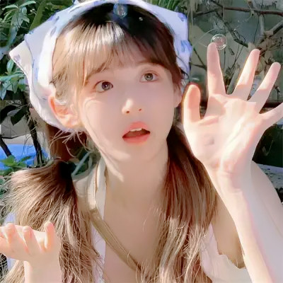 女生QQ头像潮流新选
