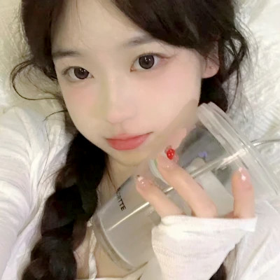 女生QQ头像潮流新选