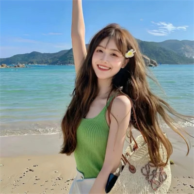 好看的绿色头像女生高清图片