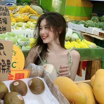 好看的绿色头像女生高清图片