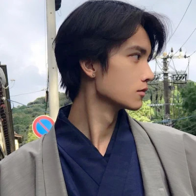 男生头像时尚潮流