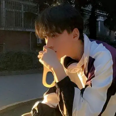 男生头像时尚潮流