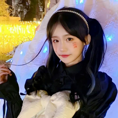 情侣头像2025年热门款