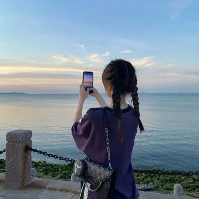 女生超好看的不露脸背影头像图片