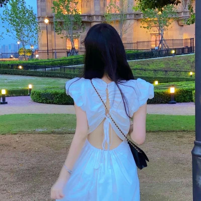女生超好看的不露脸背影头像图片