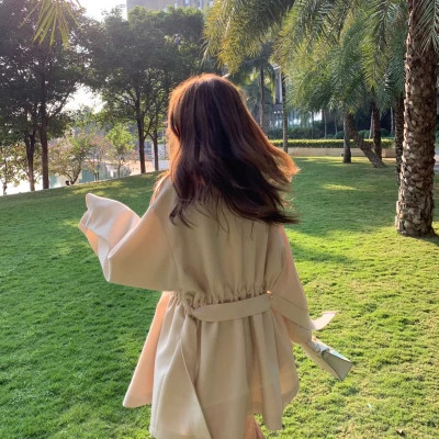 迷人女生背影头像