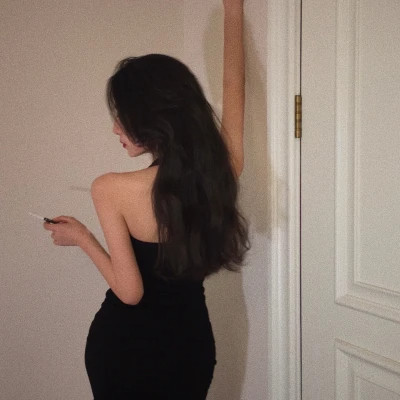迷人女生背影头像