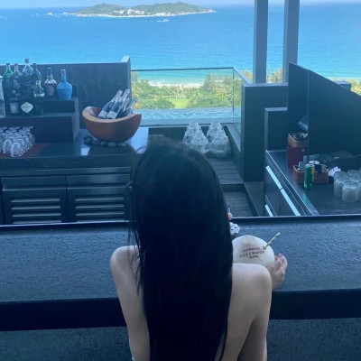 女生背影头像