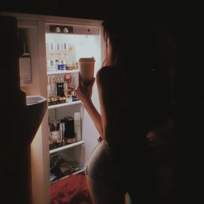 女生背影头像