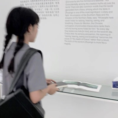 女生背影头像