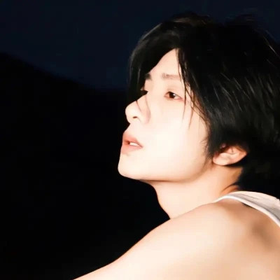 氛围感拉满的小众头像男