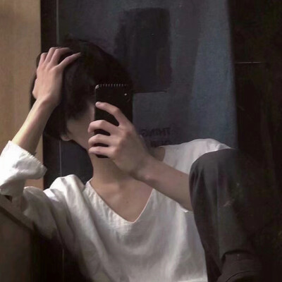 氛围感拉满的小众头像男