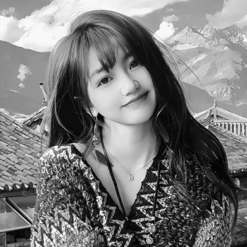 女生头像黑白图片2025最火爆