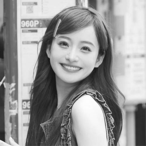 女生头像黑白图片2025最火爆
