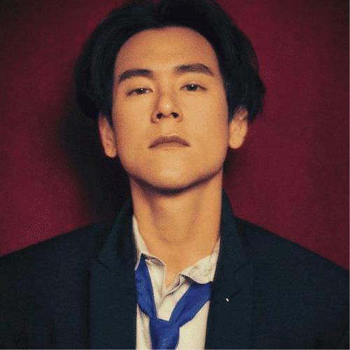 高级emo伤感男头像图片