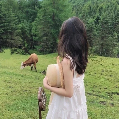 唯美不露脸背影女生头像图片