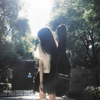 唯美不露脸背影女生头像图片