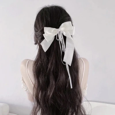 绝美不露脸背影女生头像图片