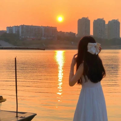 非常好看的不露脸女生背影头像