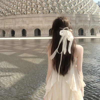 非常好看的不露脸女生背影头像