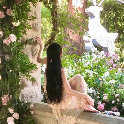 非常好看的不露脸女生背影头像