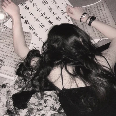 非常好看的不露脸女生背影头像