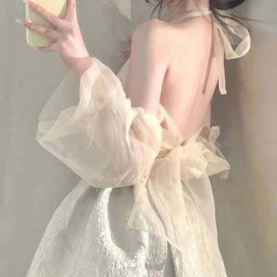 女生好看的有气质的背影图片头像