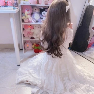 女生背影头像的唯美意境图片