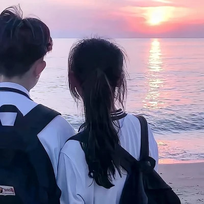 2025年最火情侣头像图片