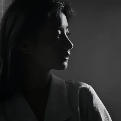 高级女生头像图片