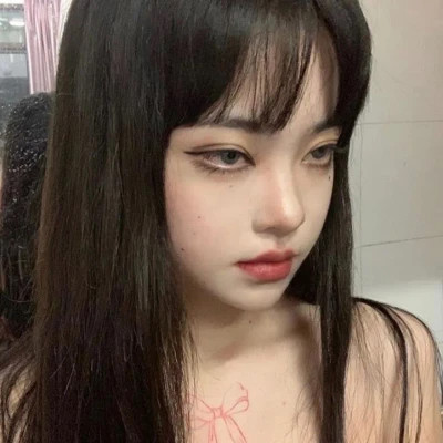 精选高级女生头像图片