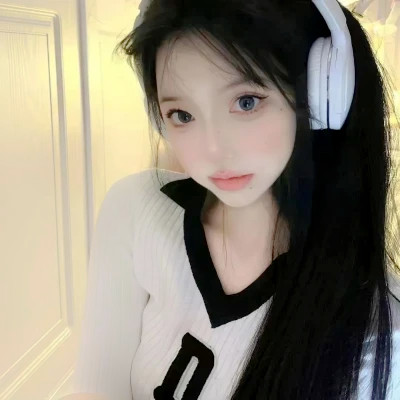 2025年女性头像高清大图