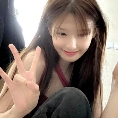 2025年女性头像高清大图