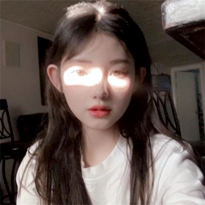 2025年女性头像高清大图