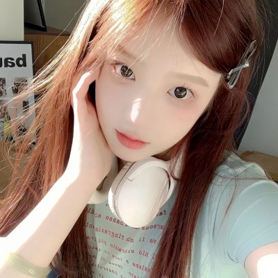 2025年女生头像潮流时尚图片