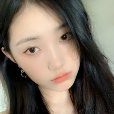 2025年女生头像潮流时尚图片