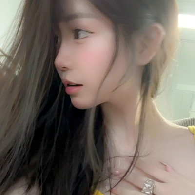 2025年最新真人女头图片