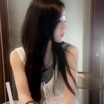 2025年流行真人女头图片