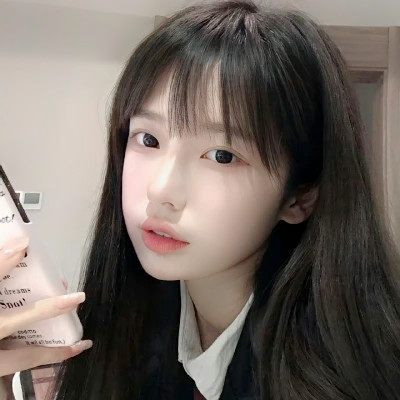 2025年流行真人女头图片
