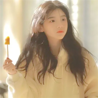 2025年流行真人女头图片