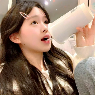 高清2025年真人女头图片