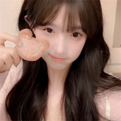 高清2025年真人女头图片