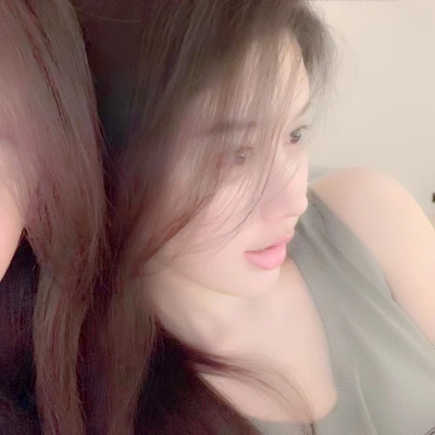 2025年最受欢迎的真人女头图片