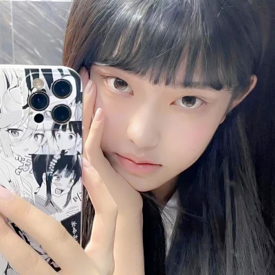2025年最受欢迎的真人女头图片