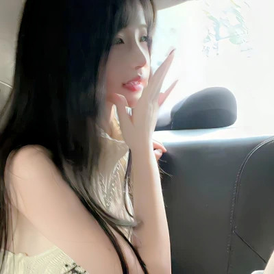 2025年最受欢迎的真人女头图片