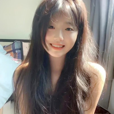 2025年最受欢迎的真人女头图片