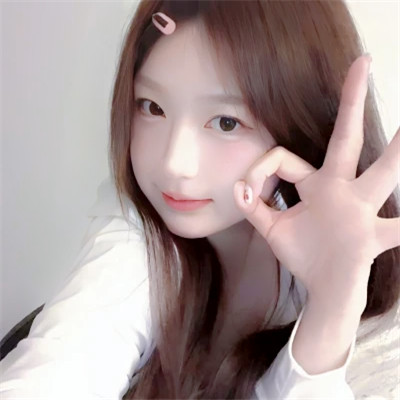 2025年最新女生真人头像图片